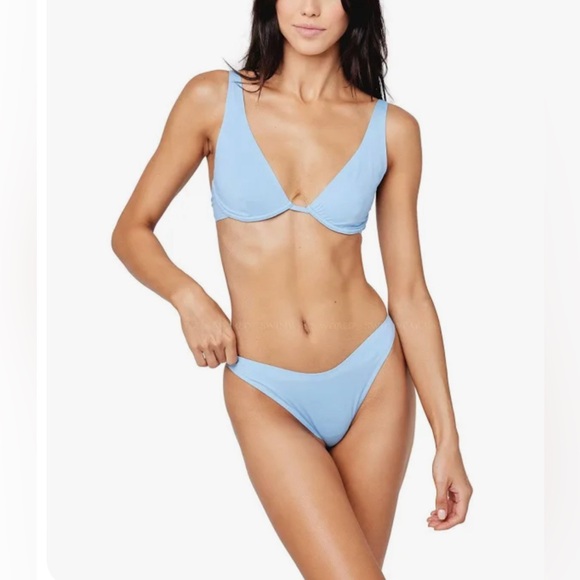 LSPACE ALANA TOP AURA BLUE SIZE MEDIUM NWT - Picture 2 of 5